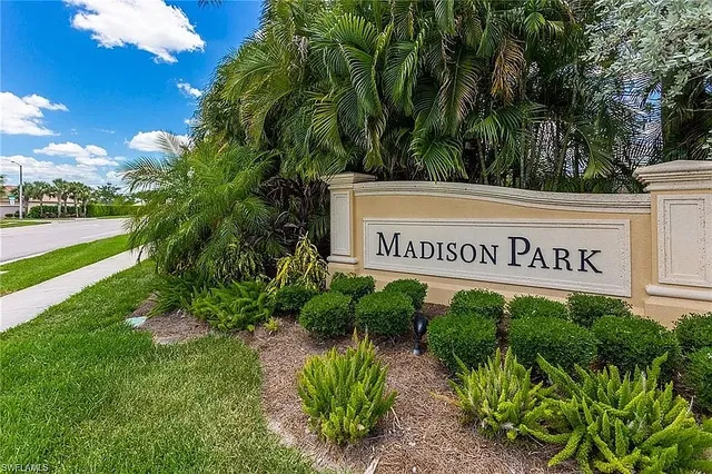 Madison Park entrance